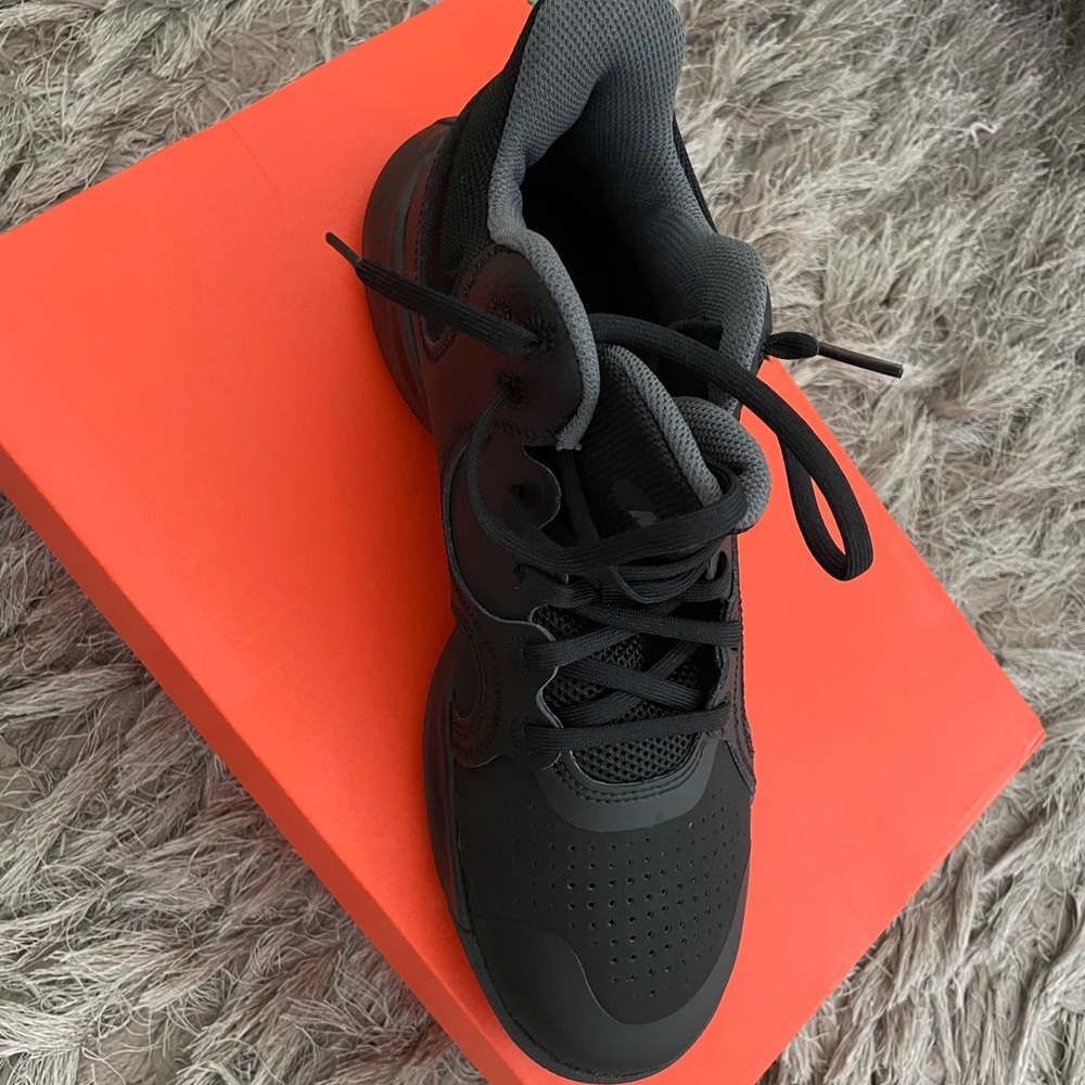 Nike flyby mid 2 NBK